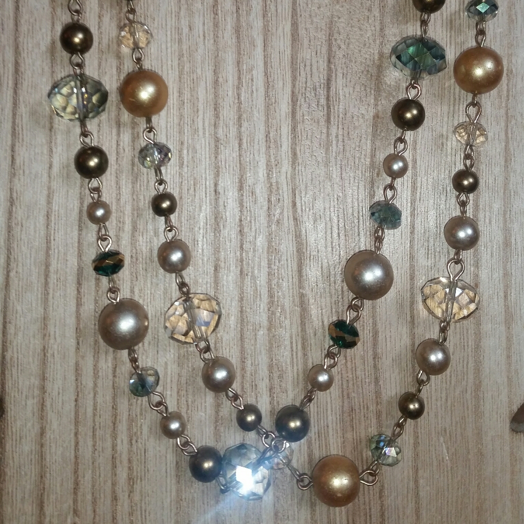 Aldo Gold/Pearl/Faceted Crystal Necklace